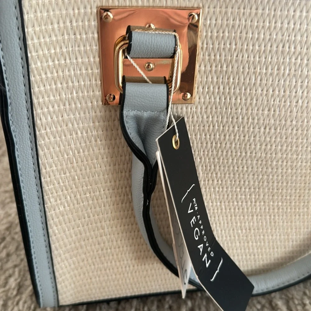 Light Blue Purse - Picture 6 of 8